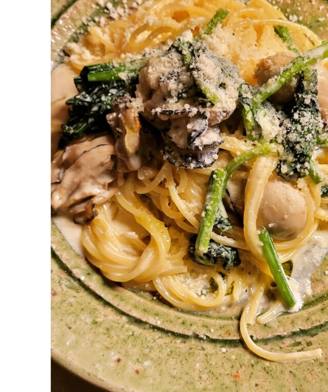 牡蠣とほうれん草のクリームパスタ🍝

プリプリの牡蠣エキスとクリームの相性抜群なパスタです。

#橡
#姉崎ランチ 
#市原市グルメ 
#パスタ好きな人と繋がりたい 
#パスタ 
#千葉グルメ