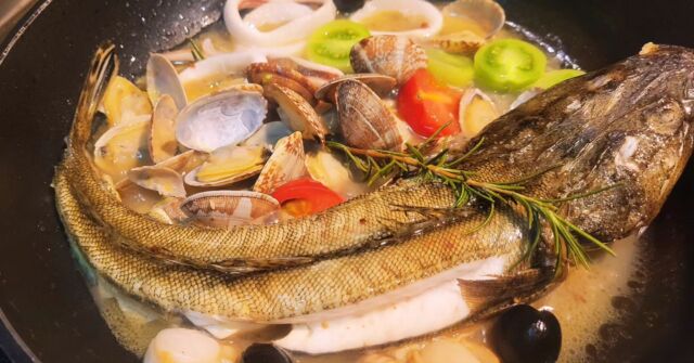 アクアパッツァ。要予約🐟️

#姉崎
#橡
#イタリアン
#アクアパッツァ
