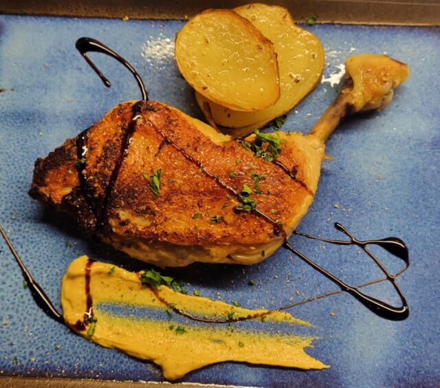 鶏のコンフィ☆ランチ限定

#橡
#姉崎ランチ 
#姉崎
#市原市グルメ